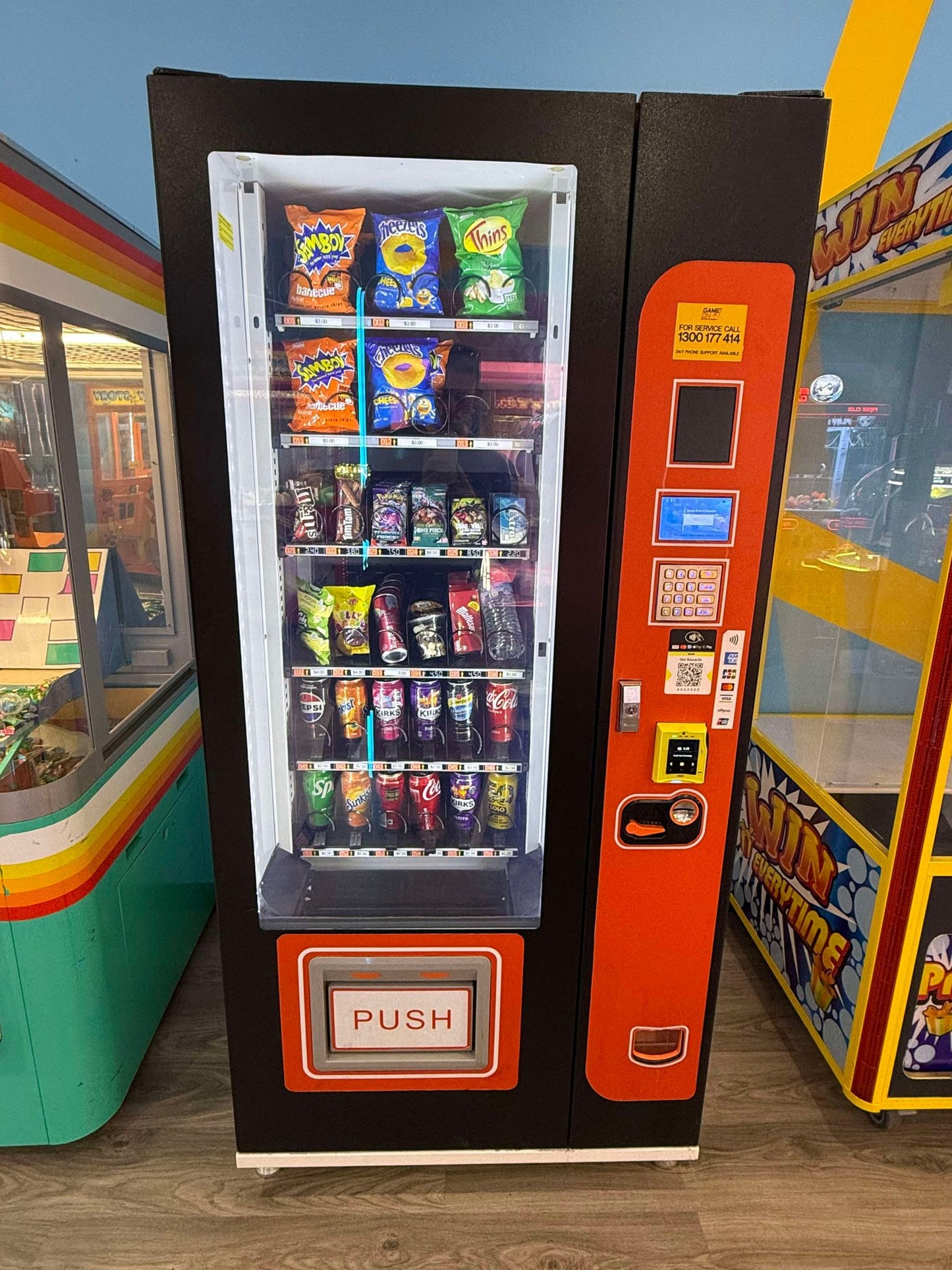 Food/Drink Vending machine (Second hand)
