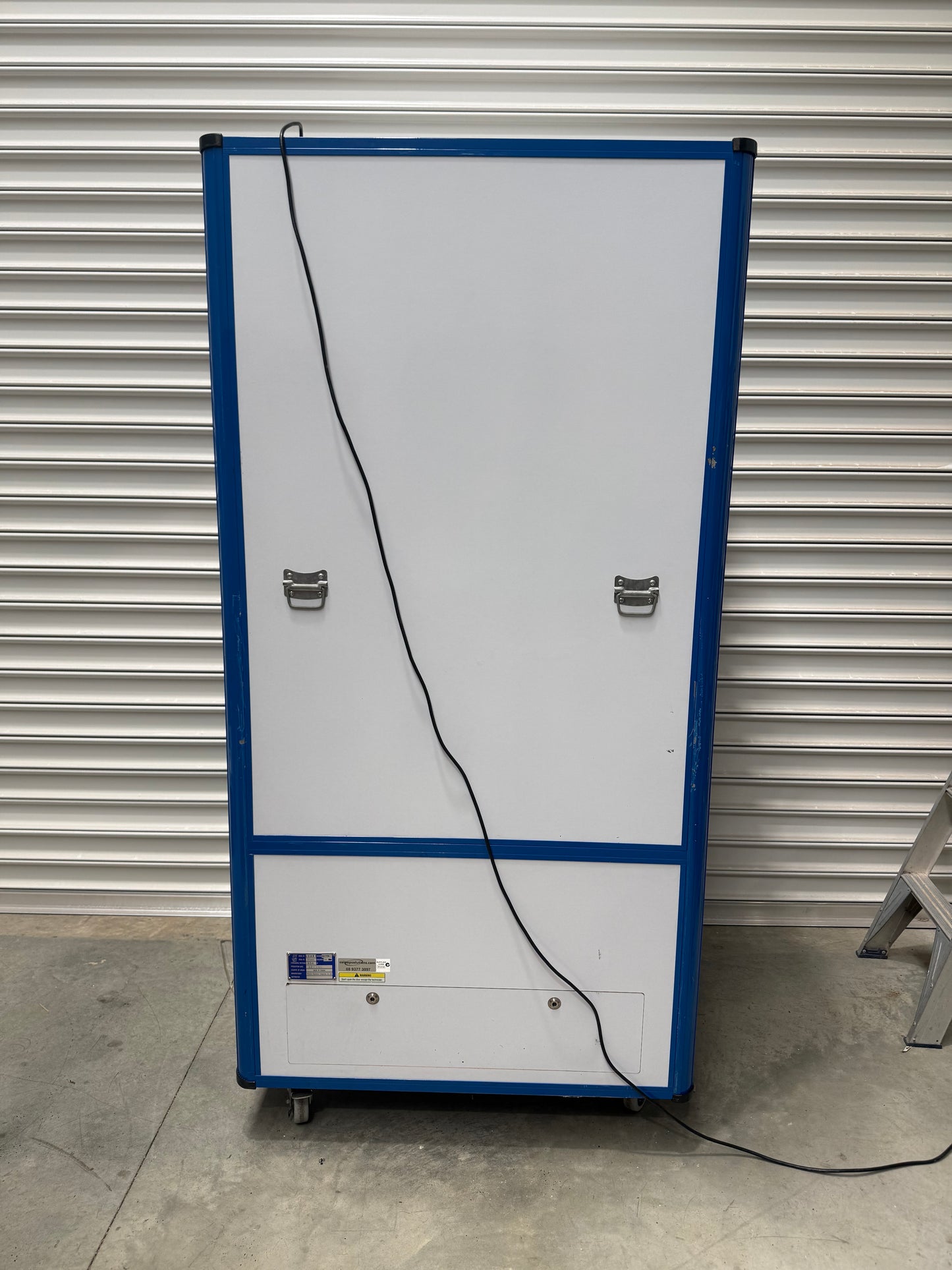 Movie Star Medium Size Crane - Preowned